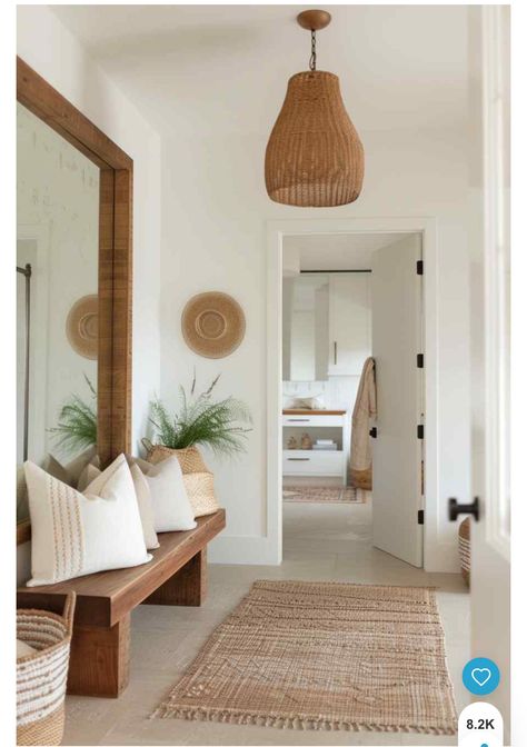 Home Decor Hallway, Decor Hallway, Hallway Decor, Beach House Interior, Home Entrance Decor, House Entrance, Beach House Decor, House Inspo, House Inspiration