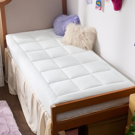 PRICES MAY VARY. Sleep on a Cloud: This dorm room essential mattress pad is filled with 450 GSM polyester microfiber to preserve your mattress's lifespan, ensure enhanced pillowy comfort, and transform your mattress into a cloud-like sleep space with optimal support. Breathable & Moisture-Wicking: The 100% cotton fabric cover offers natural breathability and moisture-wicking properties, making it perfect for warm days while providing an incredibly soft touch. Optimal Comfort: This Bedsure dorm b Dorm Mattress Topper, Twin Pillow, Twin Xl Mattress, Cotton Mattress, Dorm Room Essentials, Mattress Cover, Bedding Essentials, Twin Mattress, Pillow Room