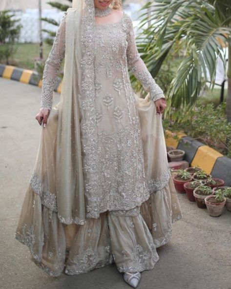 Gharara Dress, Bridal Gharara, Long Kameez, Walima Dresses, Nikah Dress, Walima Dress, Shadi Dresses, Desi Wedding Dresses, Couple Wedding Dress