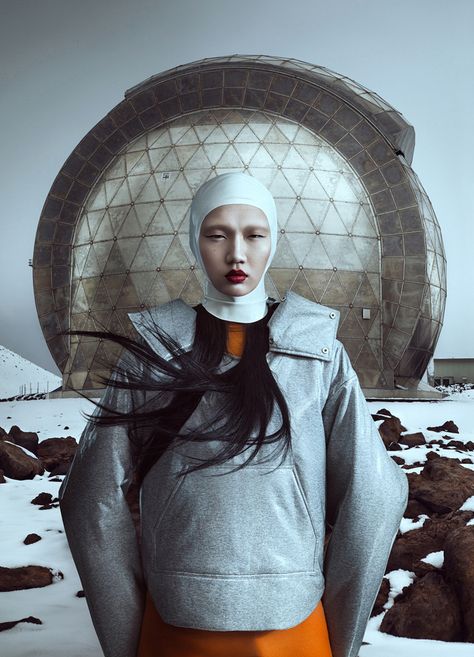 SOLAR STORM editorial for NOI.SE magazine UK on Behance Solar Storm, Space Fashion, Creation Photo, Cyberpunk Fashion, Scenic Photography, Bd Comics, Futuristic Fashion, Retro Futurism, Fashion Images