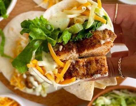 McDonald's Chicken Snack Wrap - Moribyan Grilled Chicken Snack Wrap, Mcdonalds Chicken Snack Wrap, Snack Wrap Mcdonalds, Chicken Snack Wrap, Grilled Chicken Wraps, Mcdonalds Chicken, Spicy Grilled Chicken, Snack Wrap, Chicken Wrap Recipes