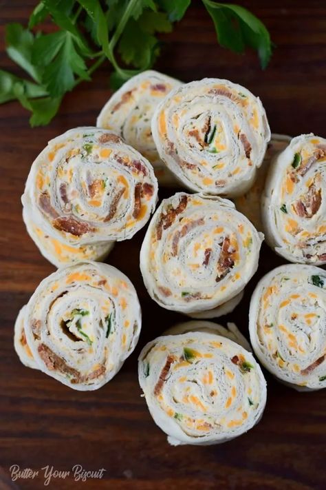 Jalapeno Popper Pinwheels, Taco Pinwheels, Pinwheel Appetizers, Tortilla Rolls, Make Ahead Appetizers, Stuffed Jalapenos With Bacon, Roll Ups Tortilla, Pinwheel Recipes, Jalapeno Popper