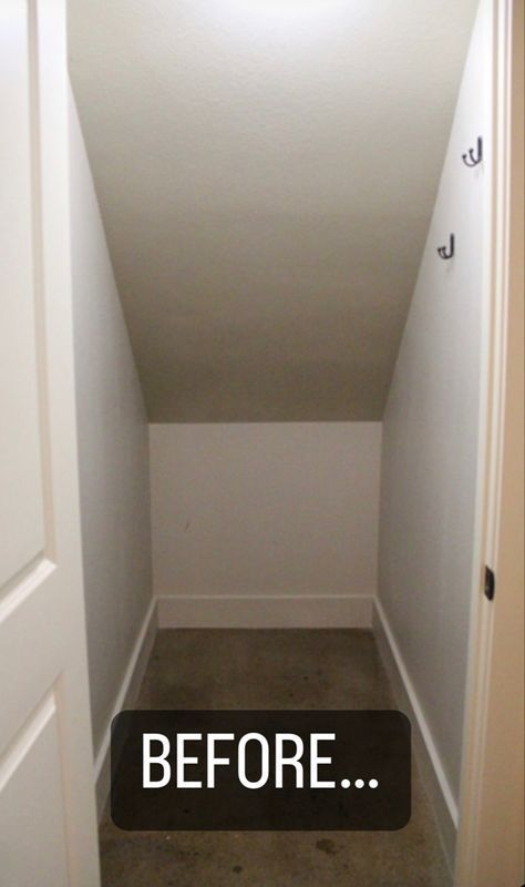 Closet Playroom Under The Stairs, Technology Storage Ideas, Finish Under Stairs, Under Stair Storage Drawers, Cabinet Under Stairs Ideas, Stairwell Storage Ideas, Understairs Storage Closet Ideas, Closet Under Stairs Organization, Bookshelves Under Stairs