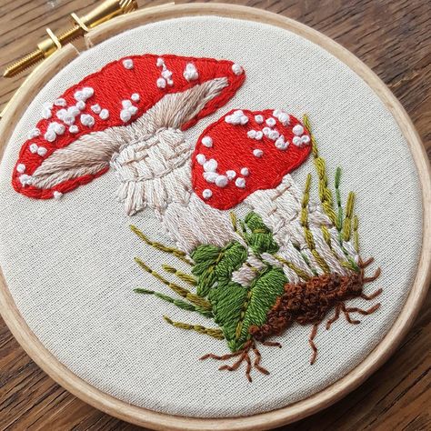 Love toadstools 🍄🍄🍄 this was so much fun to stitch! #embroidery #embroideryhoop #embroideryartist #embroideryart #handembroidery #handmade… Embroider Mushrooms, Bolete Mushroom, Woodland Embroidery, Fungi Art, Amanita Muscaria, Embroidered Art, Embroidery Works, Bird Embroidery, Thread Painting