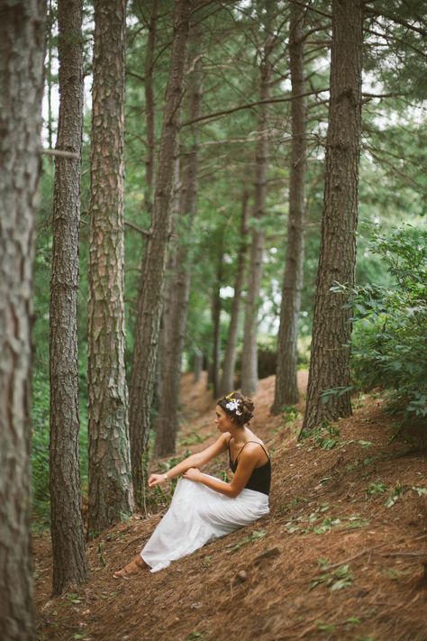 #nature #beauty #fashion #hardtboutique #photoshoot #hippie #forest #skirt #maxi #white #photography Forest Portrait, Thesis Ideas, Photography Concepts, Nature Photoshoot, Forest Photos, Photography Backgrounds, Photo Fun, Foto Tips, Tree Photography