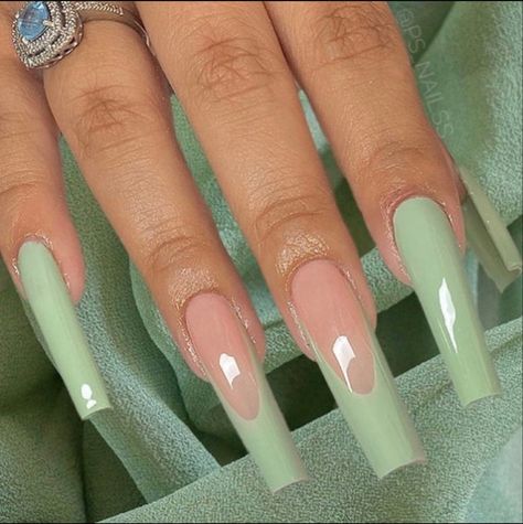 Green Acrylic Nails, Glow Nails, Long Acrylic Nails Coffin, Long Square Acrylic Nails, Acrylic Nails Coffin, Square Acrylic Nails, Fire Nails, Pretty Acrylic Nails, Types Of Nails