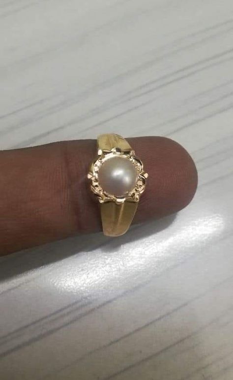 Pearl Rings In Gold, Gents Gold Ring, Pearls Rings, Pearls Ring, Unique Gold Jewelry Designs, Rings In Gold, Dream Rings, Jewelry Knowledge, Rings Men