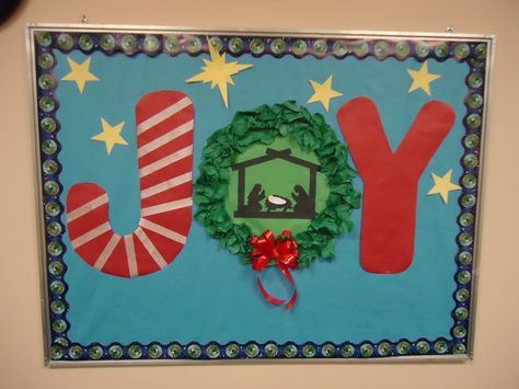 Christmas Wreath Bulletin Board, Christian Preschool Christmas Bulletin Board, Wrapping Paper Bulletin Board, Joy To The World Bulletin Board, What Brings You Joy Bulletin Board, Easy Christmas Bulletin Boards, Joy Bulletin Board Ideas, Nativity Bulletin Board Ideas, Preschool Christmas Bulletin Boards