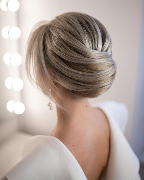 Wedding Hairstyles For Women Over 50, Hair With Fascinator, Hair Designs For Women, Shinion Hair, Mother Of The Bride Hair, Bridal Hair Buns, Hairdo Wedding, Bridal Hair Inspiration, Hair Arrange