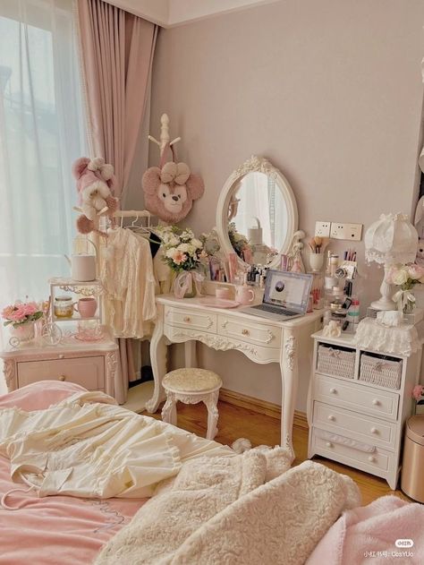 Coquette Bedroom, Cute Rooms, Coquette Room, Pastel Room, Princess Room, Future Room, Girly Room, Cute Bedroom Decor, Cute Room Ideas