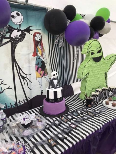 Nightmare Before Christmas Party Ideas, Nightmare Before Christmas Birthday, Nightmare Before Christmas Party, Nightmare Before Christmas Kids, Halloween Themed Birthday Party, Nightmare Before Christmas Decorations, Christmas Party Ideas, Halloween Baby Shower Theme, Christmas Party Themes