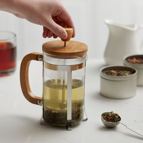 Coffee Shop Supplies, French Press Tea, Portable Coffee Maker, Brewing Recipes, Pour Over Coffee Maker, French Press Coffee Maker, French Coffee, Coffee Press, French Press Coffee