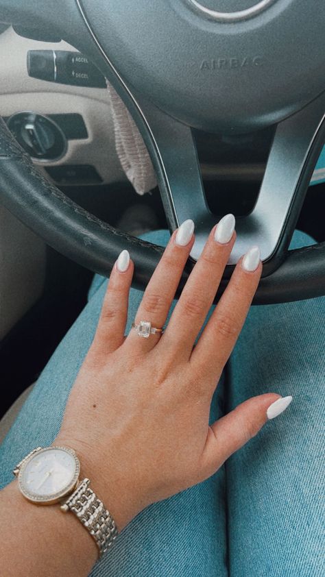 Hoco Nails For Silver Dress, White With Crome Nails, Preppy Nails White, Nails To Match White Dress, White Dress Nails, White Chrome Dip Nails, Hoco Nails For Pink Dress, White With Chrome Nails, Nails For Dance