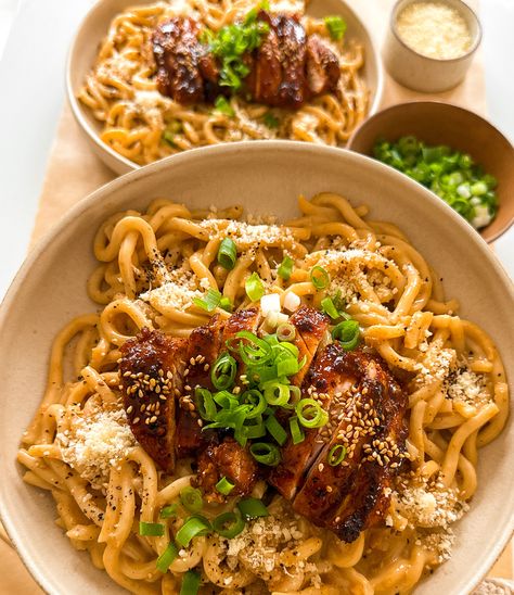 » Garlic Noodles with Teriyaki Chicken Chicken Garlic Noodles, Kefta Kabob, Beef Chorizo, Crispy Sweet Potato Fries, Chicken Garlic, Crispy Sweet Potato, Garlic Noodles, Salmon And Rice, Chicken Kabobs