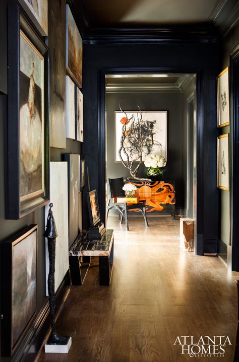 Michel Boyd, Smithboyd Interiors Black Hallway, Modern Entryway, Dark Walls, Atlanta Homes, Dark Interiors, Cool Ideas, Contemporary Home Decor, Apartment Room, Black Walls