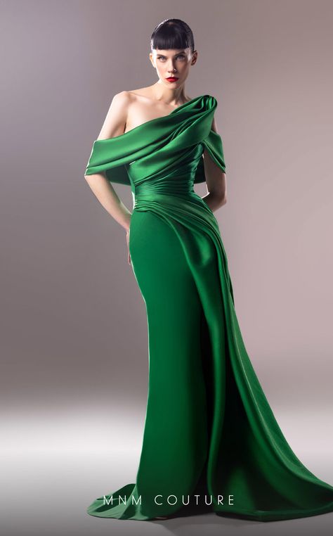 FOSTANI - DRESS | FORMAL | WEDDING | COUTURE Draping Ideas, Mnm Couture, Couture Evening Dress, Robes D'occasion, Sheath Gown, Dress Drape, Evening Dress Floor Length, Green Gown, Unique Prom Dresses