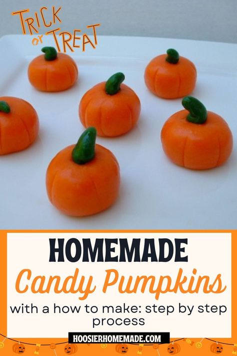 Pumpkin Candy Recipes, How To Make Candy Corn, Candied Pumpkin Recipe, Homemade Candy Corn Recipe, Pumpkin Candies, Homemade Halloween Candy, Candy Corn Recipe, Halloween Candy Recipes, Candy Pumpkins