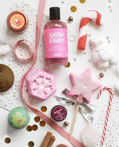 Lush Christmas Collection | Pint Sized Beauty Lush Aesthetic, Lush Christmas, Fresh Cosmetics, Shower Jellies, Lush Products, Lush Bath, Christmas Shoot, Lush Cosmetics, Bath And Body Care