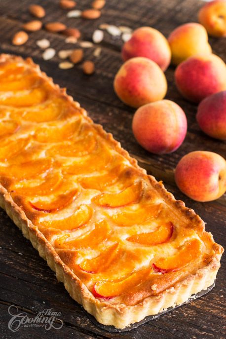 Apricot Frangipane, Frangipane Tart Recipe, Almond Filling, Apricot Tart, Apricot Recipes, Frangipane Tart, Pastry Tart, Tart Recipe, Flaky Crust