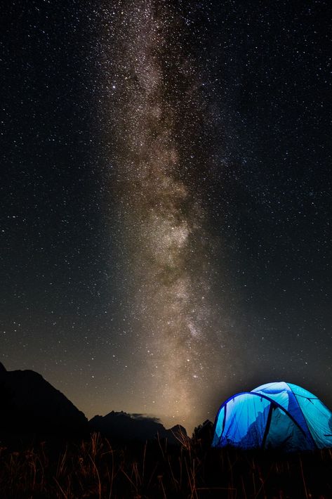 h e l e n a on Twitter: "Good night friends… " Camping Portraits, Aesthetic Northern Lights, Cool Camping Gadgets, Beautiful Camping, Im Sorry Gifts, Good Night Friends, Dome Tent, Dark Paradise, Like Image