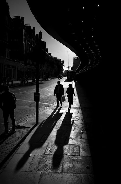 Alan Schaller Photography, High Contrast Black And White Photos, Alan Schaller, Contrast Photos, Storytelling Inspiration, High Contrast Photography, Photo Contrast, Street Photography Portrait, Contrast Photography