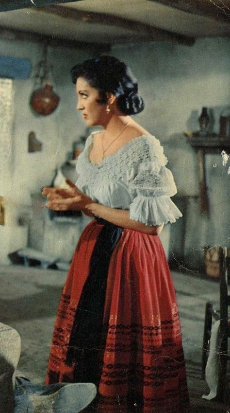 Vintage Mexican Outfits, 1950s Cuban Fashion, 50s Mexican Fashion, Salvadoran Traditional Clothing, Latina Dress Traditional, Mexican Dresses Drawings, Mexican Outfit Traditional, Tradition Mexican Dress, 60s Mexican Fashion