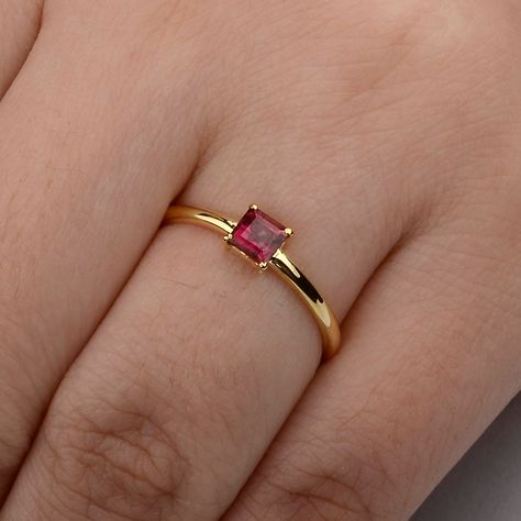 Ruby Square Ring, Minimal Gold Ring, Dainty Ruby Ring, Ruby Solitaire Ring, Pink Sapphire Jewelry, Push Present, Presents For Wife, July Birthstone Ring, Ring Minimal