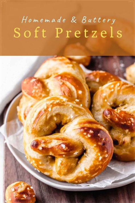 Baking Snacks, Pretzel Recipe, Soft Pretzel Recipe, Peanut Butter Muffins, Baking Soda Bath, Homemade Pretzels, Homemade Soft Pretzels, Pretzels Recipe, Fun Baking