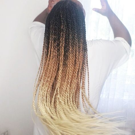 Senegalese Twist Ombre, Ombre Twists Black Women, Ombre Twists Senegalese, Ombre Twist Braids, Ombre Twists, Ombre Senegalese Twist, Ombré Braids, Box Braids Long, 2021 Bronco