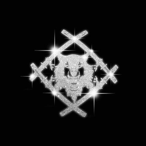 Xavier Wulf, Black And White, White, Black