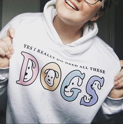 T Shirt Dog Design, Dog Lover Shirt Ideas, Dog Tshirt Design Ideas, Dog Tshirt Design, Dog Tshirt Ideas, Dog Shirt Ideas, Dog Mom Clothes, Funny Dog Tshirts, Dog Shirt Design