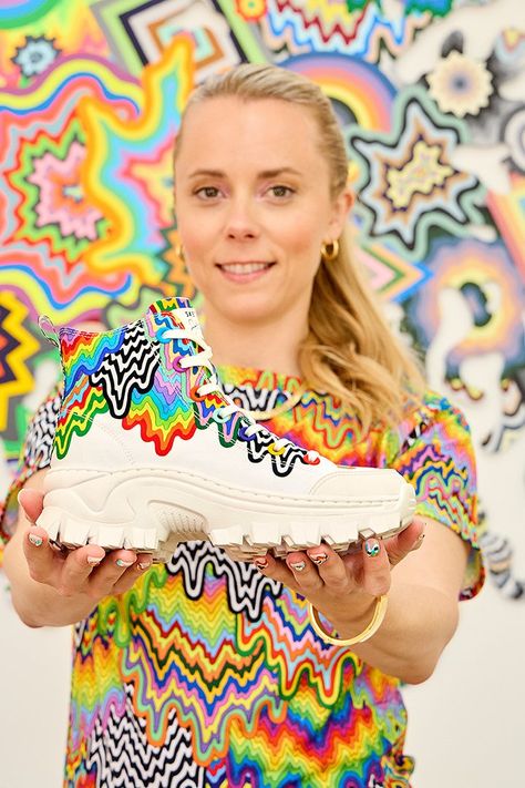 news — Jen Stark Jen Stark, Collaborative Art Projects, 8th Grade Art, Psychadelic Art, Shoe Ideas, Collaborative Art, Yayoi Kusama, Street Artists, Colorful Paintings