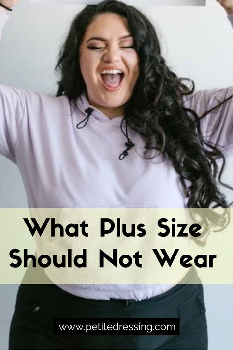 Over Weight Outfits For Women, Plus Size Shoes For Women, Plus Jeans Outfit Plus Size, Sliming Outfit Ideas, Plus Size Hourglass Outfit Ideas, Size 16 Women Outfits Casual, Plus Size Hour Glass Shape Outfits, Plus Size Large Bust Outfits, Plus Size Styles For Women