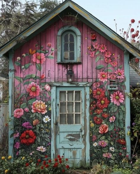 Painted Garden Sheds, Painted Shed, Garden Fence Art, Garden Mural, Backyard Sheds, Garden Sheds, Garden Yard Ideas, Garden Structures, Wooden Garden