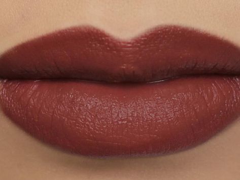 Reddish Brown Lipstick, Red Brown Lipstick, Brown Lipstick Shades, Maroon Lipstick, Brown Matte Lipstick, Red Lipstick Shades, Lipstick Dark Red, Vegan Lipstick, Dark Red Brown