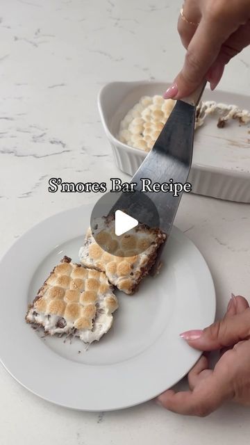 Use Up Marshmallows, Marshmallow Desserts Easy, Oven Smores, Marshmallow Smores, Marshmallow Desserts, Cooking Desserts, Hersheys Chocolate, Smores Dessert, Smore Recipes