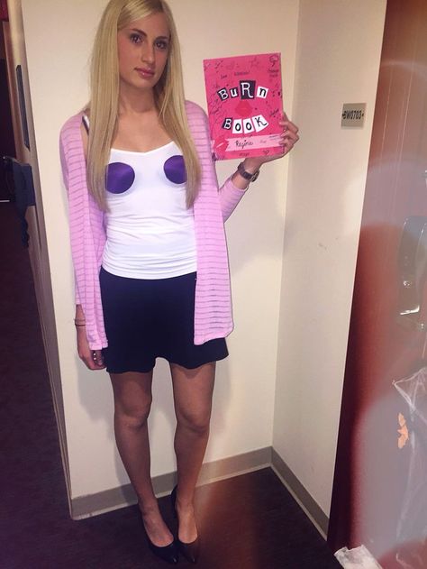 Regina George from Mean Girls.  11 Halloween Costumes for Girls Who Are Lazy AF | Her Campus Easy Halloween Costumes Diy, Halloween Costumes Women Funny, Costumes For Blondes, Halloween Costumes For Blondes, Regina George Costume, Mean Girls Halloween Costumes, Mean Girls Costume, Mean Girls Halloween, Blonde Halloween Costumes