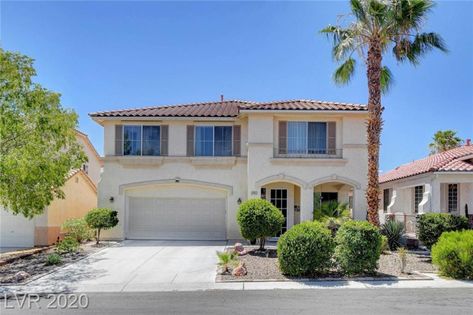 🏡 2945 Sapphire Shores St | Just Listed in The Lakes, Las Vegas [2020] Las Vegas House Exterior, Las Vegas Houses, Vegas House, Vision Board Pics, Vegas Homes, Fantasy Dream, Lake Las Vegas, Tandem Garage, Las Vegas Homes