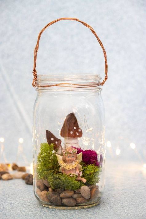 Fairy Tutorial, Fairy Jars Diy, Make A Fairy Garden, Craft Fairy, Diy Teen, Fairy Lights In A Jar, Make A Fairy, Fairy Garden Flowers, Lantern Craft