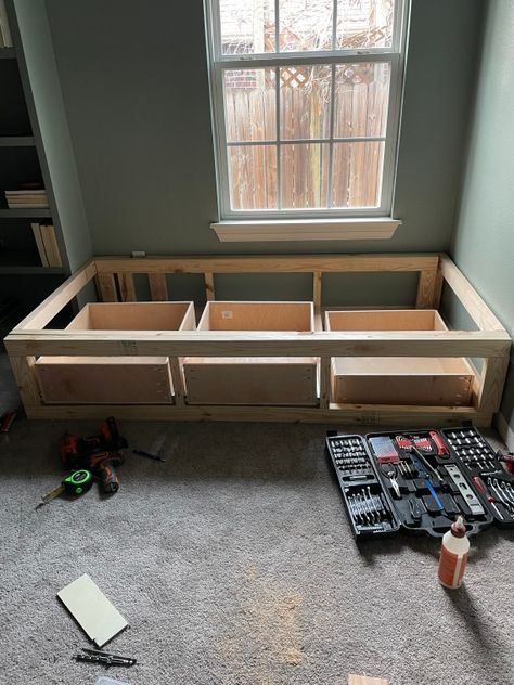 DIY Extendable Daybed, Twin to King – Rach Creates A Home Expandable Twin To King Daybed, Twin Bed Daybed Couch Diy Sofa, Day Bed Twin To King, Diy Pull Out Daybed, Turn Twin Bed Into Day Bed, Day Bed To Queen, Diy Daybed With Storage, Twin Bed Couch Diy, Diy Twin Bed Frame With Storage