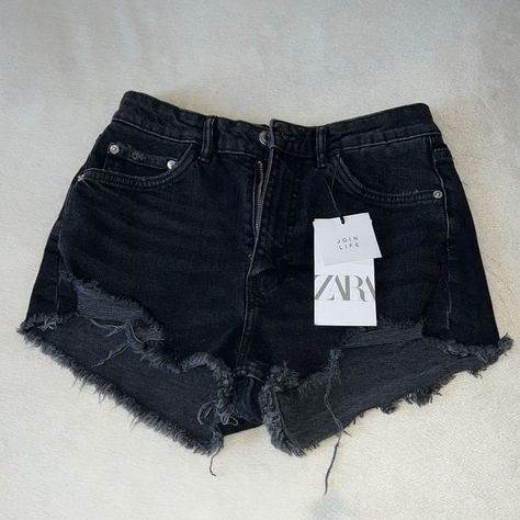 High Wasted Jean Shorts, High Wasted Jeans, Summer Shorts Denim, Low Rise Shorts, Ripped Denim Shorts, Zara Shorts, High Waisted Shorts Denim, Ripped Denim, Distressed Denim Shorts