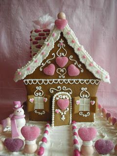 Gingerbread House Ideas, Gingerbread House Patterns, Vika Papper, All Things Gingerbread, Gingerbread Party, Gingerbread House Cookies, House Template, Cookie House, Candy House