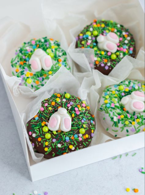 Easter Bunny Donuts Ideas, Bunny Donut Ideas, Spring Donut Decorating, Easter Donuts Decoration, Easter Doughnut Ideas, Easter Mini Donuts Ideas, Spring Donut Ideas, Decorating Donuts Ideas, Donut Ideas Decoration