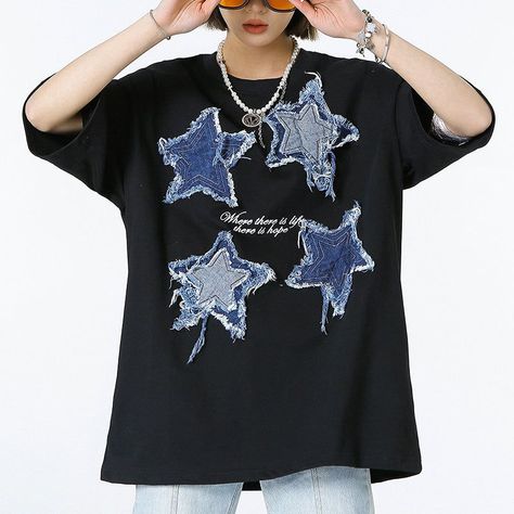 Patchwork Denim Shirt, T Shirt With Patches, Star T-shirt, Edgy T Shirt Design, T Shirt Patchwork, Diy Tshirt Designs, Star Tshirts, Patched Shirt, Patchwork Tshirt