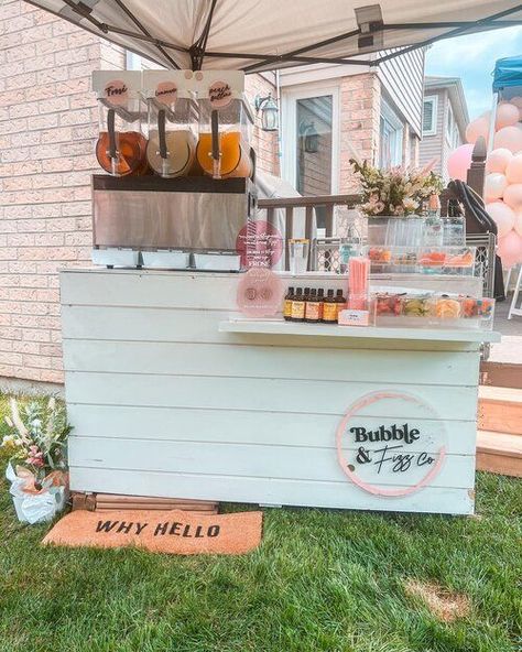 Bubble & Fizz Co | Ontario Travelling Frosé Cart Mobile Slushie Bar, Dessert And Drinks Party Ideas, Juice Cart Ideas, Diy Food Cart Ideas, Sip And Slush Cart, Frose Cart Wedding, Catering Cart Ideas, Mobile Slushy Bar, Bar Cart Business