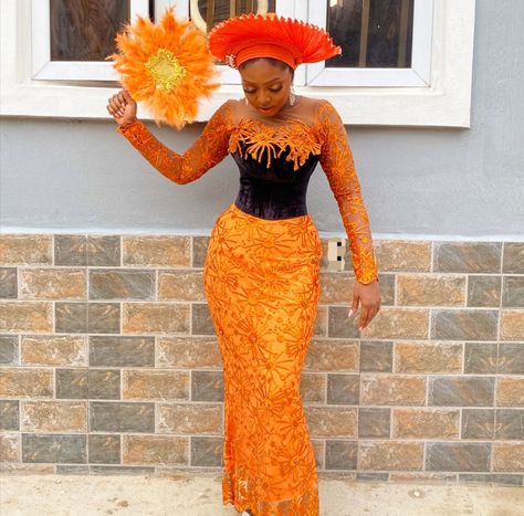 A dress with an invincible inbuilt corset inside Burnt Orange And Black Asoebi Styles, Inbuilt Corset Dress, Burnt Orange Asoebi, Orange Asoebi, Orange African Dress, Burnt Orange Lace Dress, Asoebi Styles Lace, Asoebi Dress, Lace Asoebi Styles