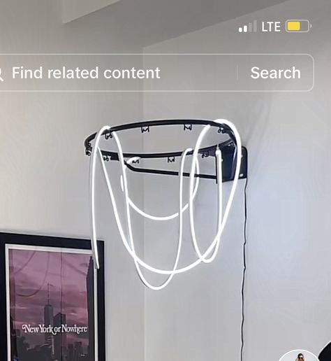 By tiktok Adrian Vazques Basketball Interior Design, Wacky Decor, Basketball Office, Basketball Decor, Basketball Decorations, Net Lights, Teenage Room, Basketball Net, Room Redesign