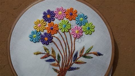 Knot Embroidery Designs, Crewel Embroidery Tutorial, Knot Embroidery, French Knot Stitch, Crewel Embroidery Patterns, French Knot Embroidery, Machine Embroidery Thread, Embroidery Videos, Hand Stitch