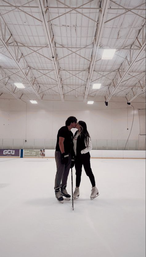 Figure Skaters And Hockey Players, Figure Skating Astethic, Ice Hockey And Figure Skater Couple, Figure Skater Hockey Player, Couple Goal Hockey, Couple Skating Aesthetic, Hockey Player X Figure Skater, Hockey And Figure Skating Couples, Figure Skater And Hockey Player Couple