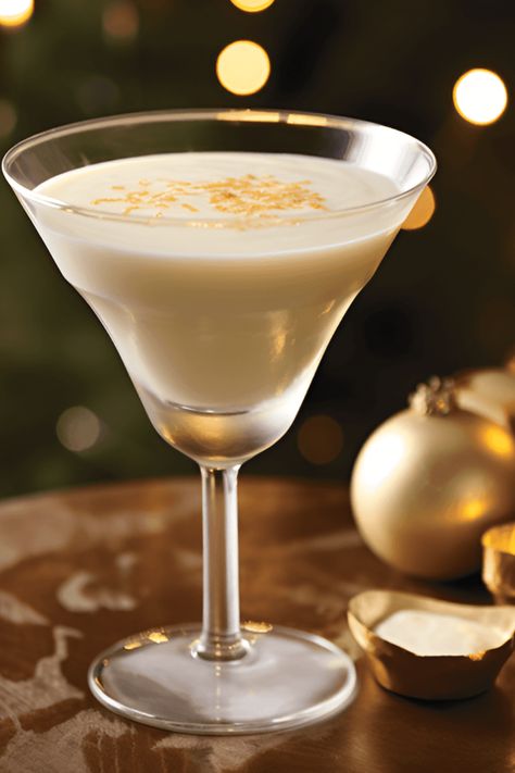 Looking for a quick and delightful treat? Try these 2 easy white chocolate liqueur cocktails you can whip up in minutes. The Snow White cocktail blends rich white chocolate liqueur, smooth vodka, and cream for a creamy, sweet taste that will satisfy your cravings. Perfect for gatherings or a cozy night in, these recipes add flair to your cocktail repertoire. Impress your friends with these delectable sips that balance sweetness and a hint of kick, creating delicious moments worth sharing! Liqueur Cocktails, White Chocolate Liqueur, Chocolate Cocktails, Chocolate Sticks, White Cocktails, Sweet Cocktails, Chocolate Liqueur, White Cocktail, Cocktail Desserts